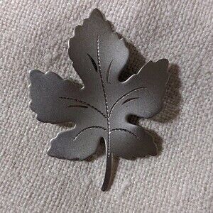Silver leaf brooch